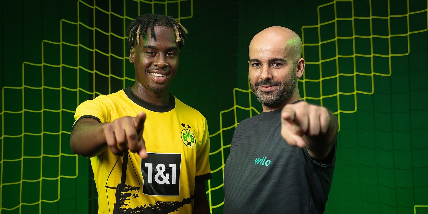Jamie Bynoe-Gittens (BVB) und Marouan Aboudaoud (WILO SE)